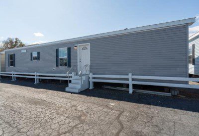 Chesapeake Single Section Homes 60F9020-CL